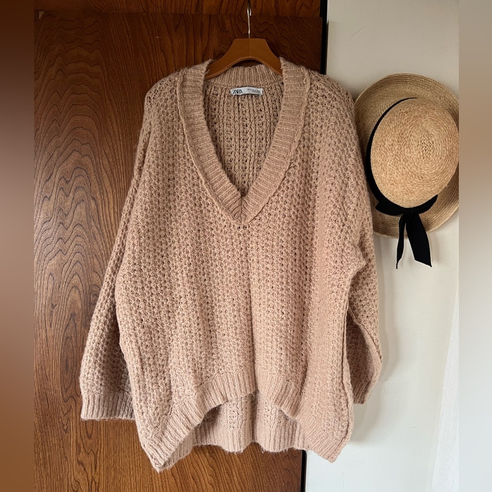Zara Chunky Peach Knit Sweater size M